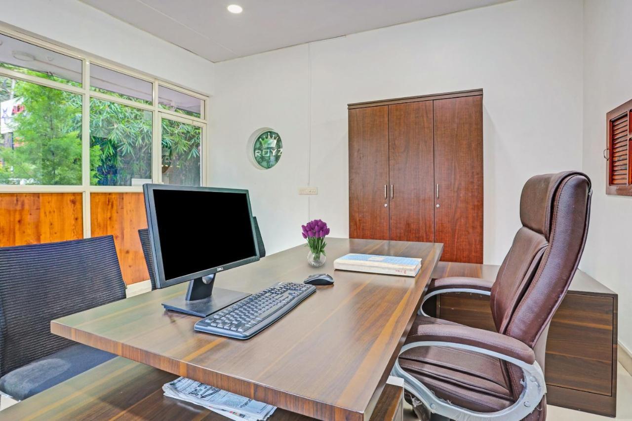 טריואנדרום Flagship Hotel Adara Residency מראה חיצוני תמונה